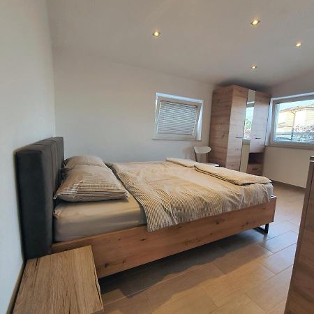 Apartma Marjeta Appartamento Pirano Esterno foto